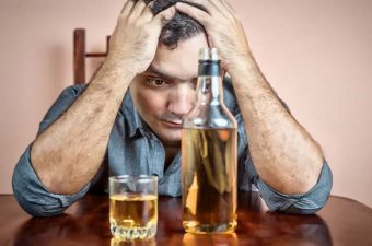 ALCOOLISMO – O que é considerado consumo excessivo de álcool?