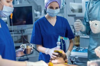 ANESTESIA GENERAL – Cómo es, riesgos y complicaciones