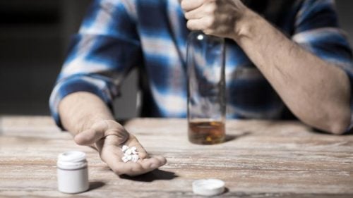 Mixing Antibiotics with Alcohol: What's the Risk?