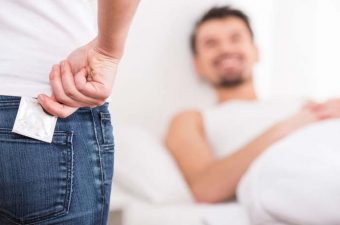 Contracepção de barreira: proteção contra gravidez e DST