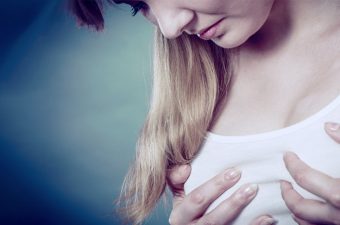 Dolor de mamas constante